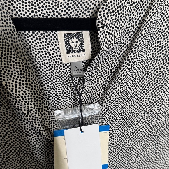 Anne Klein Black and White Dotted Blouse - Picture 2 of 6